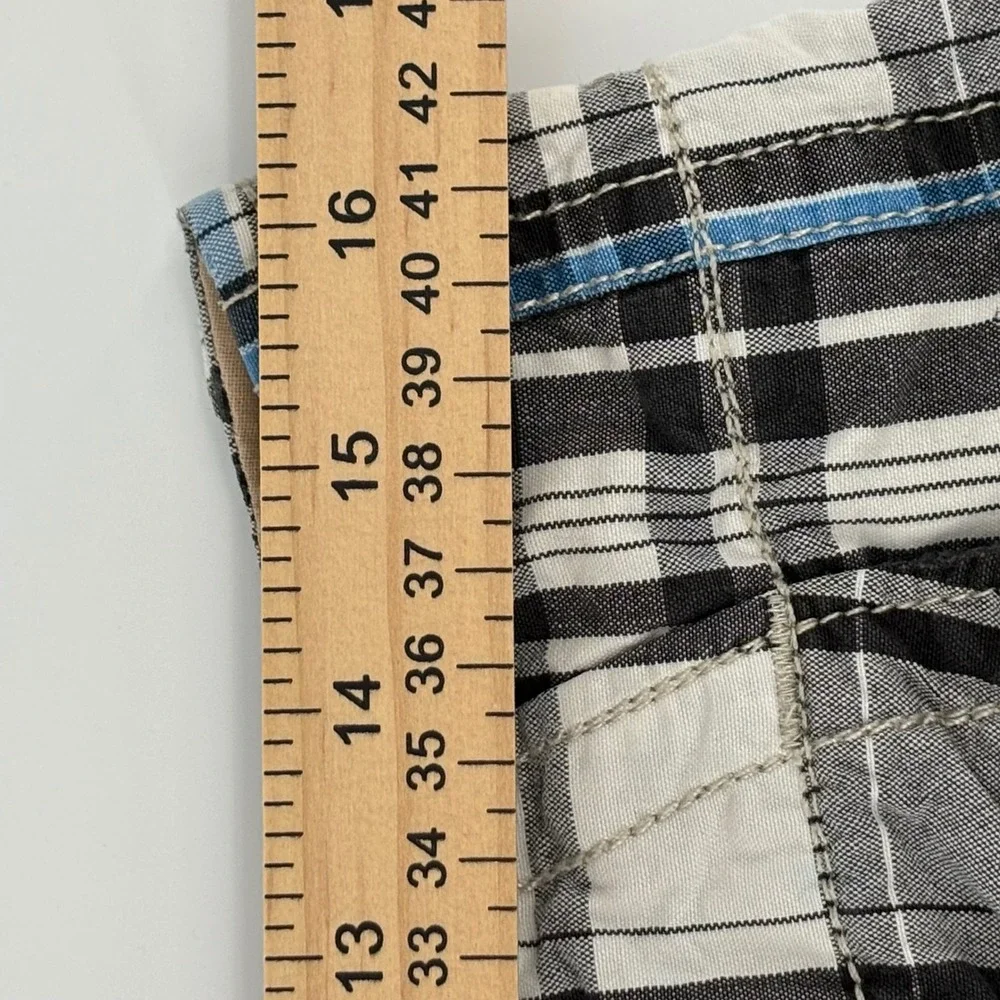 American Eagle Mens Plaid Shorts 32 Black Blue White Classic Length Cotton Y2K